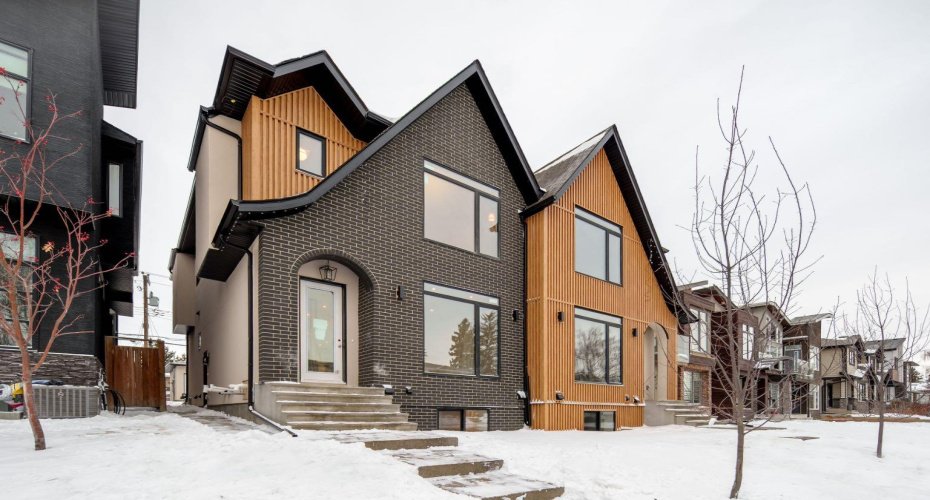 2227 36 Street, Calgary, Alberta T3E 2Z3, 5 Bedrooms Bedrooms, ,4 BathroomsBathrooms,Residential,For Sale,36,A2306710