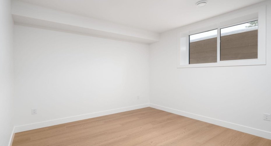2227 36 Street, Calgary, Alberta T3E 2Z3, 5 Bedrooms Bedrooms, ,4 BathroomsBathrooms,Residential,For Sale,36,A2306710