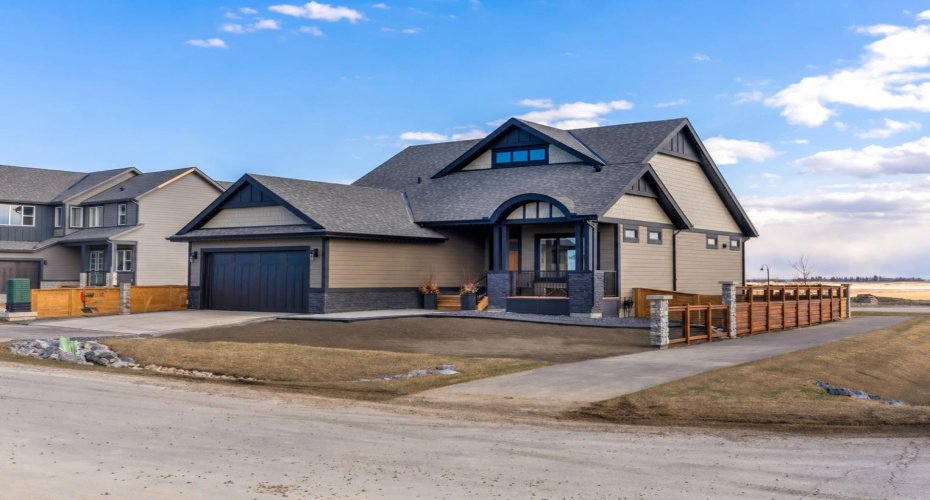 349 Limestone Bay, Balzac, Alberta T4B 5T5, 2 Bedrooms Bedrooms, ,2 BathroomsBathrooms,Residential,For Sale,Limestone,A2305562