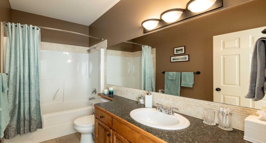 482 Wishart Street, Red Deer, Alberta T4N 7E9, 4 Bedrooms Bedrooms, ,3 BathroomsBathrooms,Residential,For Sale,Wishart,A2305578