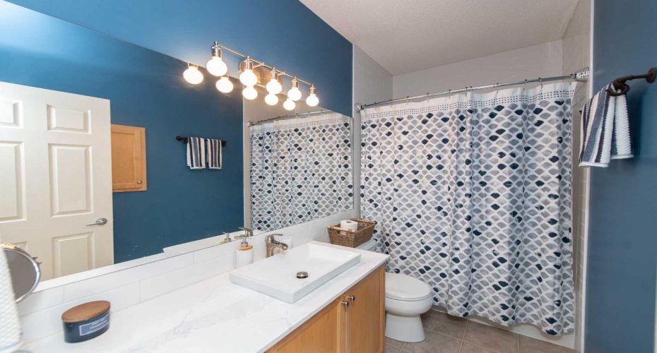 4pc bathroom