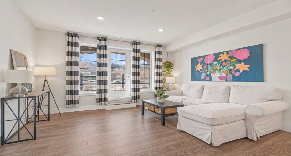 3320 3 Avenue, Calgary, Alberta T2N 0L9, 1 Bedroom Bedrooms, ,1 BathroomBathrooms,Residential,For Sale,3,A2306738
