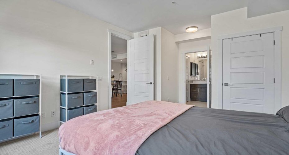 3320 3 Avenue, Calgary, Alberta T2N 0L9, 1 Bedroom Bedrooms, ,1 BathroomBathrooms,Residential,For Sale,3,A2306738