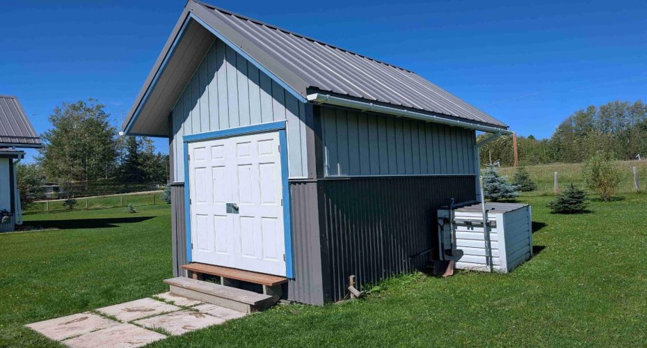 410 5 St E, Winfield, Alberta T0C 2X0, 1 Bedroom Bedrooms, ,1 BathroomBathrooms,Residential,For Sale,5 St E,A2305592