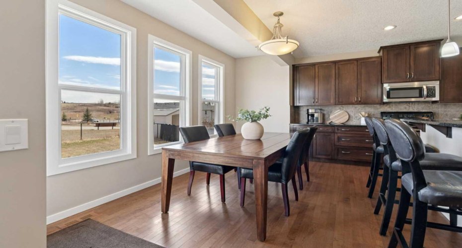 Dining Room backing the Environmental Reserve/Green Space