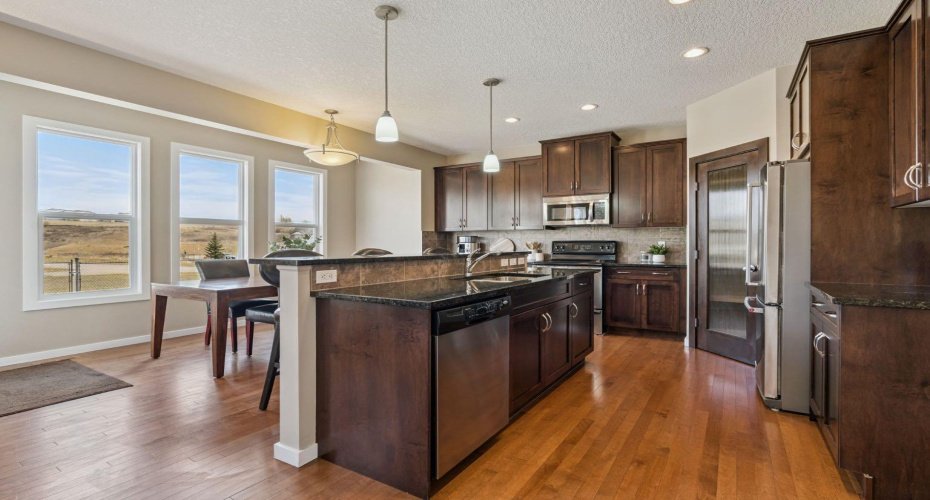 161 Heritage Bay, Cochrane, Alberta T4C0L5, 3 Bedroom Bedrooms, 0 ,3 BathroomBathrooms,Residential,For Sale,Heritage,0,A2305909