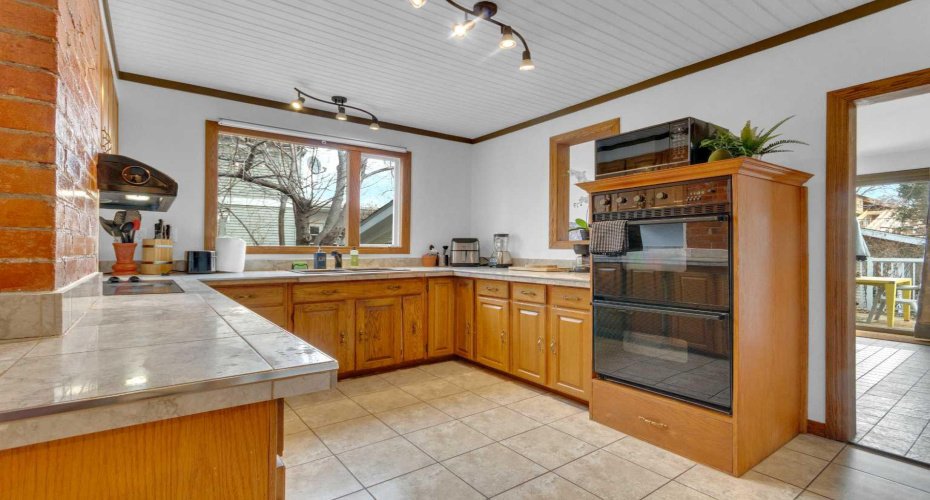 1630 7 Street, Calgary, Alberta T2M3H6, 5 Bedrooms Bedrooms, ,3 BathroomsBathrooms,Residential,For Sale,7,A2306685