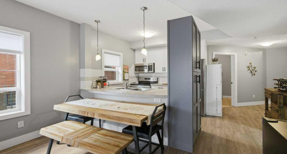 1235 13 Avenue, Calgary, Alberta T3C 0T2, 2 Bedrooms Bedrooms, ,1 BathroomBathrooms,Residential,For Sale,13,A2299274