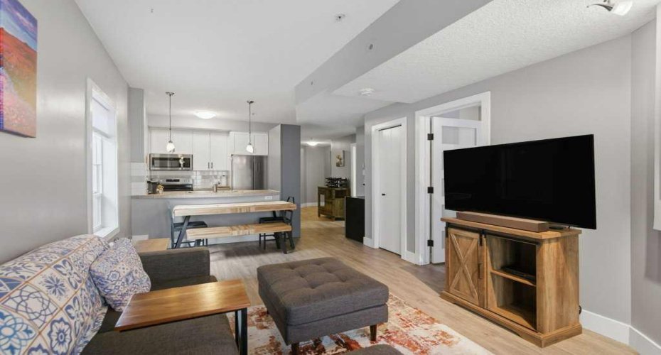 1235 13 Avenue, Calgary, Alberta T3C 0T2, 2 Bedrooms Bedrooms, ,1 BathroomBathrooms,Residential,For Sale,13,A2299274