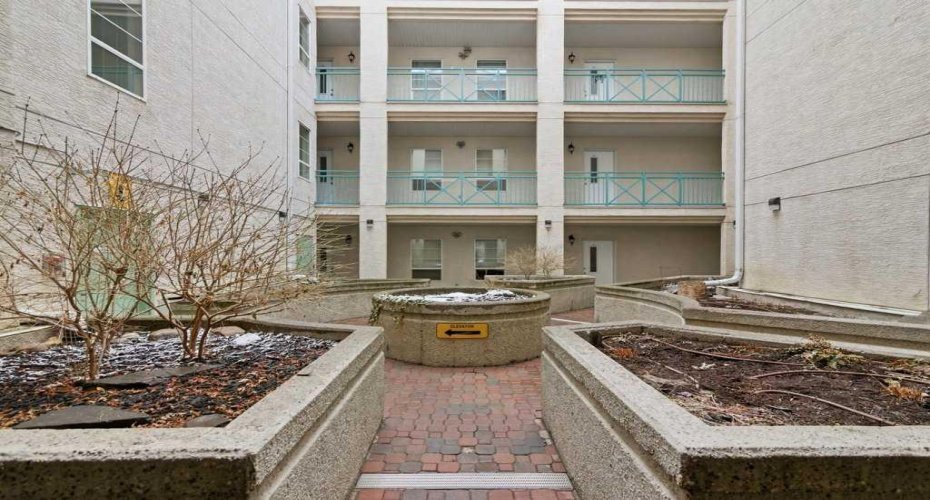 1235 13 Avenue, Calgary, Alberta T3C 0T2, 2 Bedrooms Bedrooms, ,1 BathroomBathrooms,Residential,For Sale,13,A2299274