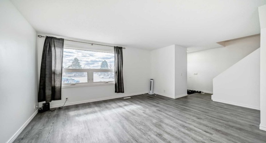 365 Whitlock Way, Calgary, Alberta T1Y 5C9, 4 Bedrooms Bedrooms, ,3 BathroomsBathrooms,Residential,For Sale,Whitlock,A2306699