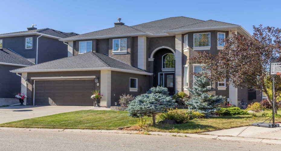70 Patterson Close SW