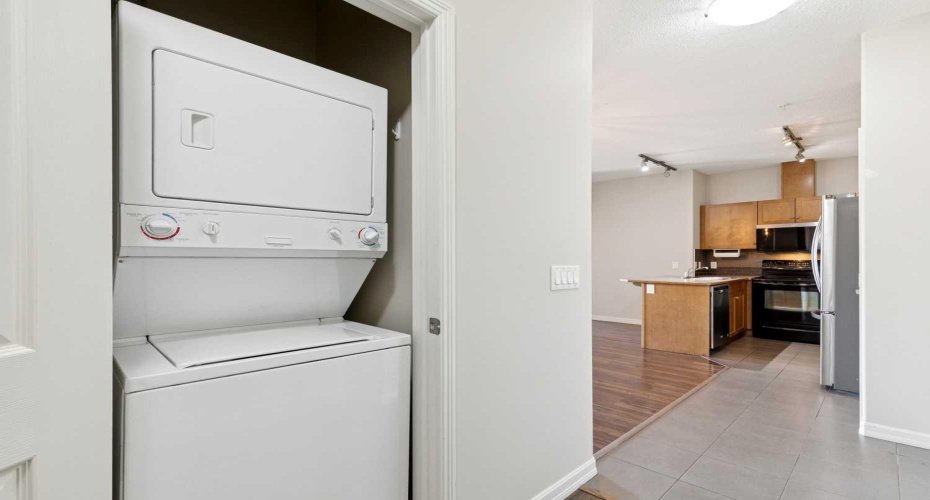 92 Crystal Shores Road, Okotoks, Alberta T1S 2N2, 2 Bedroom Bedrooms, 0 ,2 BathroomBathrooms,Residential,For Sale,Crystal Shores,0,A2303929