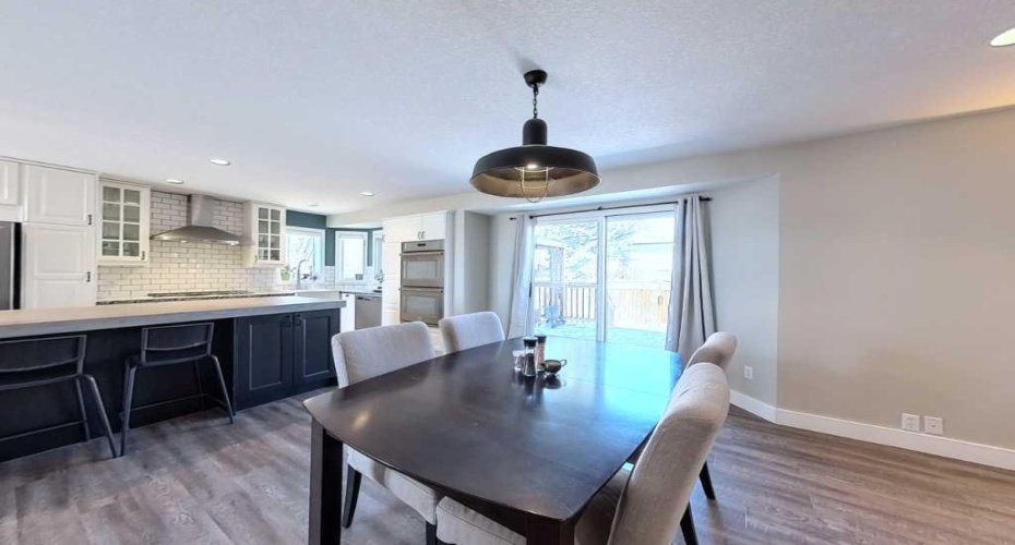 605 Downey Place, Okotoks, Alberta T1S 1H6, 4 Bedrooms Bedrooms, ,3 BathroomsBathrooms,Residential,For Sale,Downey,A2305377