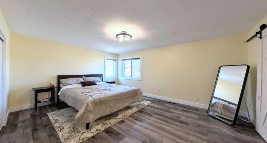 605 Downey Place, Okotoks, Alberta T1S 1H6, 4 Bedrooms Bedrooms, ,3 BathroomsBathrooms,Residential,For Sale,Downey,A2305377