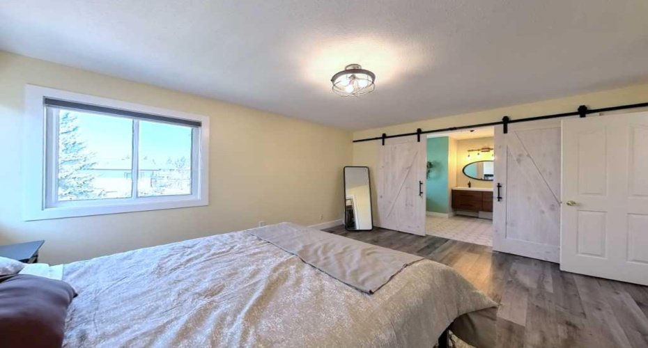 605 Downey Place, Okotoks, Alberta T1S 1H6, 4 Bedrooms Bedrooms, ,3 BathroomsBathrooms,Residential,For Sale,Downey,A2305377