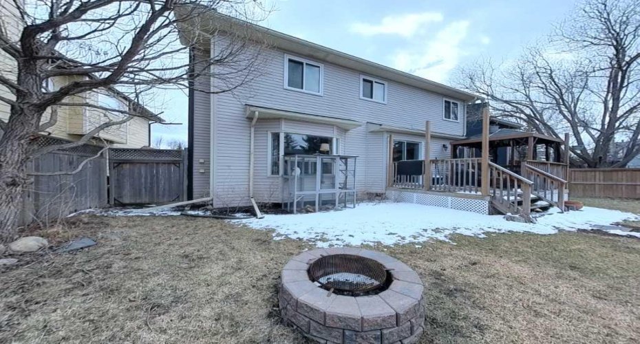 605 Downey Place, Okotoks, Alberta T1S 1H6, 4 Bedrooms Bedrooms, ,3 BathroomsBathrooms,Residential,For Sale,Downey,A2305377