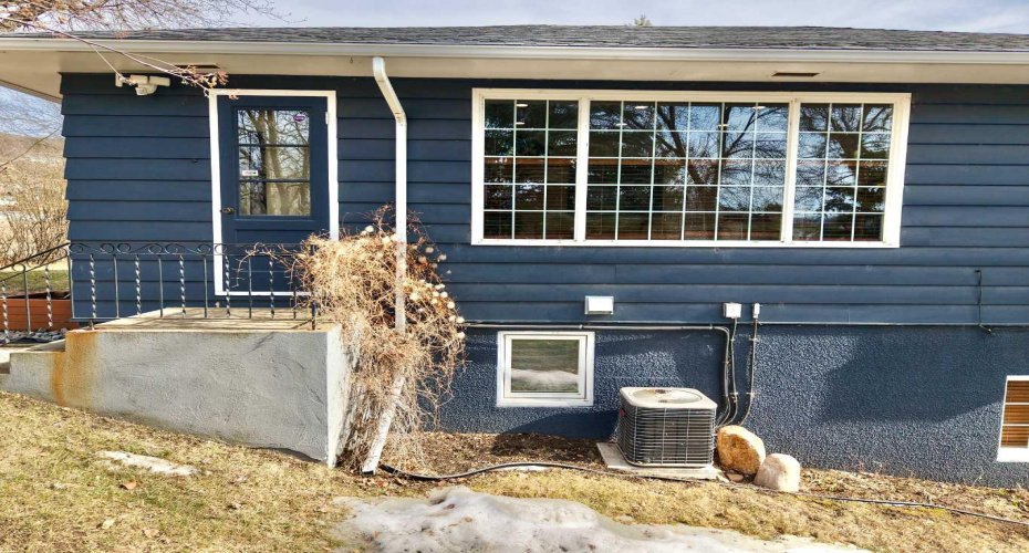 10702 101 Street, Peace River, Alberta T8S 1L1, 4 Bedrooms Bedrooms, ,2 BathroomsBathrooms,Residential,For Sale,101,A2306969