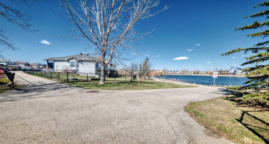 112 WEST CREEK Glen, Chestermere, Alberta T1X 1P9, 4 Bedrooms Bedrooms, ,3 BathroomsBathrooms,Residential,For Sale,WEST CREEK,A2305395