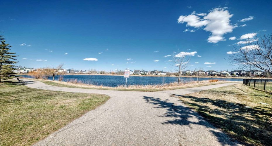 A quick walk to West Creek Pond!