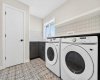 640 Devonia Road, Lethbridge, Alberta T1J 5W3, 4 Bedrooms Bedrooms, ,4 BathroomsBathrooms,Residential,For Sale,Devonia,A2306974