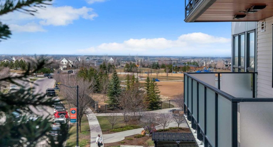 2231 Mahogany Boulevard, Calgary, Alberta T3M 3E1, 2 Bedrooms Bedrooms, ,2 BathroomsBathrooms,Residential,For Sale,Mahogany,A2306975