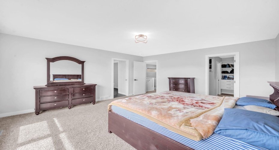 945 Midtown Avenue, Airdrie, Alberta T4B 4V8, 5 Bedrooms Bedrooms, ,4 BathroomsBathrooms,Residential,For Sale,Midtown,A2306976