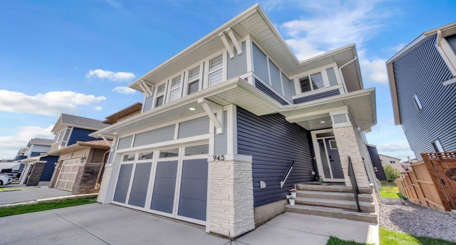 945 Midtown Avenue, Airdrie, Alberta T4B 4V8, 5 Bedrooms Bedrooms, ,4 BathroomsBathrooms,Residential,For Sale,Midtown,A2306976