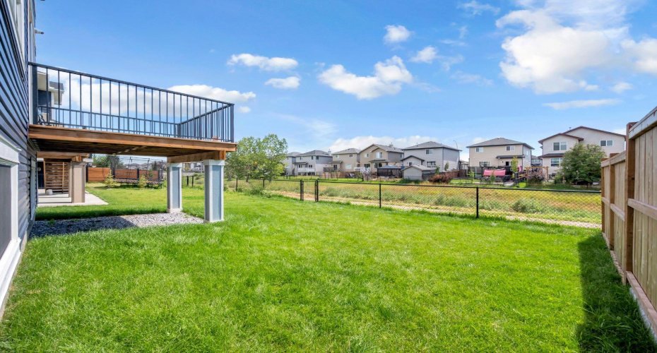 945 Midtown Avenue, Airdrie, Alberta T4B 4V8, 5 Bedrooms Bedrooms, ,4 BathroomsBathrooms,Residential,For Sale,Midtown,A2306976