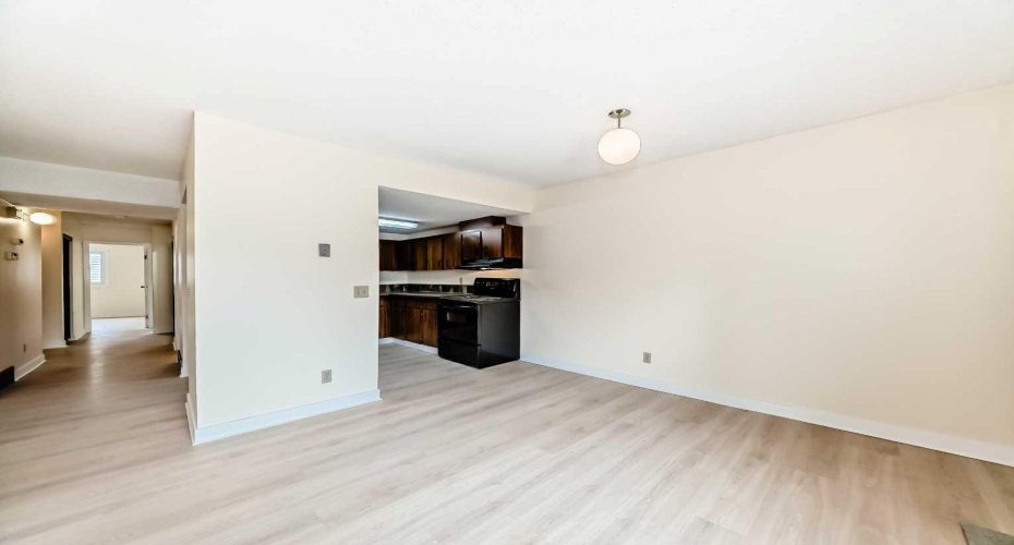1540 29 Street, Calgary, Alberta T2N 4M1, 2 Bedrooms Bedrooms, ,1 BathroomBathrooms,Residential,For Sale,29,A2306979