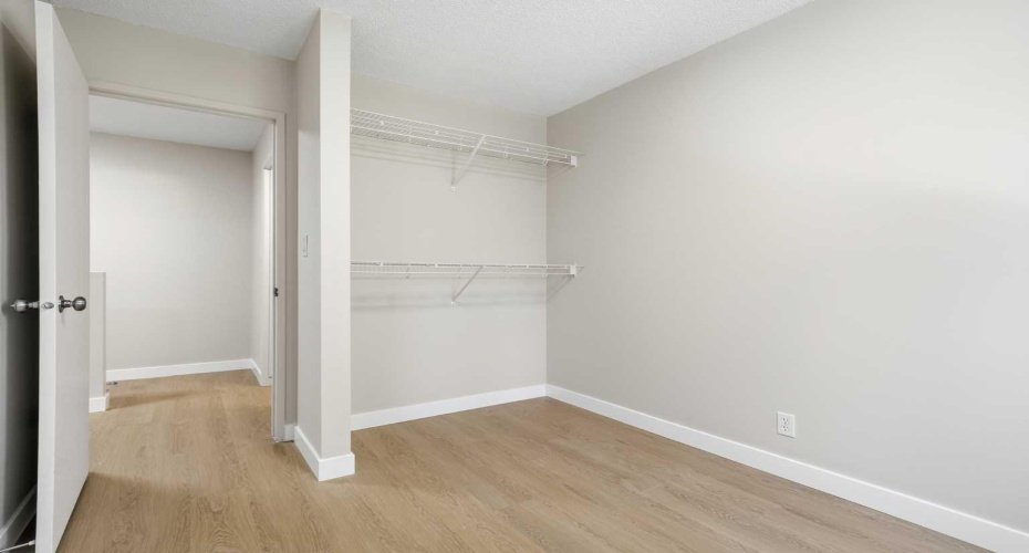 4936 DALTON Drive, Calgary, Alberta T3A 2E4, 3 Bedrooms Bedrooms, ,2 BathroomsBathrooms,Residential,For Sale,DALTON,A2305538