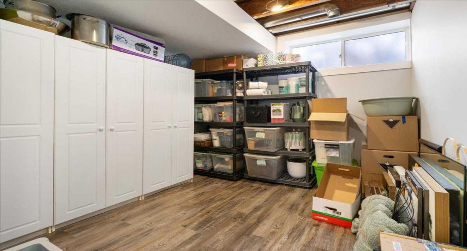 1114 3 Avenue, Beaverlodge, Alberta T0H0C0, 4 Bedrooms Bedrooms, ,3 BathroomsBathrooms,Residential,For Sale,3,A2306983