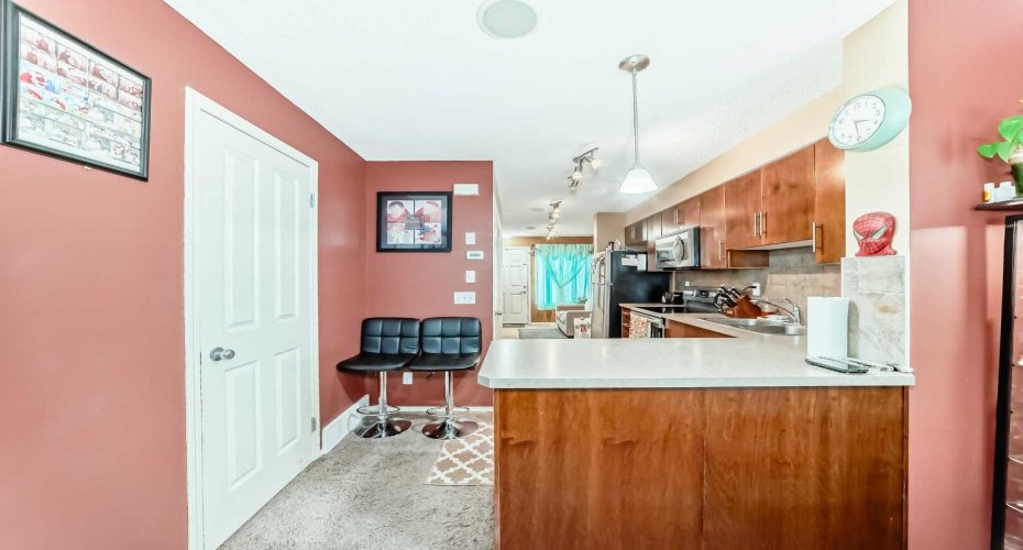 244 Saddlebrook Point, Calgary, Alberta T3J0G5, 2 Bedrooms Bedrooms, ,2 BathroomsBathrooms,Residential,For Sale,Saddlebrook,A2306988