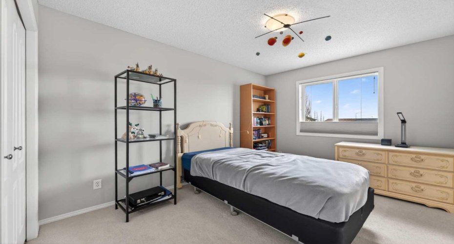 78 Cranberry Close, Calgary, Alberta T3M 0B4, 3 Bedrooms Bedrooms, ,3 BathroomsBathrooms,Residential,For Sale,Cranberry,A2307061
