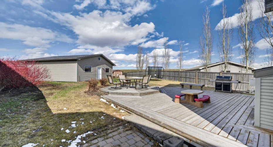 78 Cranberry Close, Calgary, Alberta T3M 0B4, 3 Bedrooms Bedrooms, ,3 BathroomsBathrooms,Residential,For Sale,Cranberry,A2307061