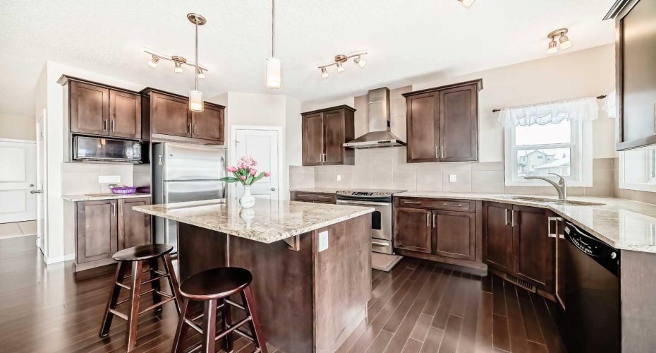 12 Kincora Mews, Calgary, Alberta T3R 0N3, 3 Bedrooms Bedrooms, ,3 BathroomsBathrooms,Residential,For Sale,Kincora,A2307074