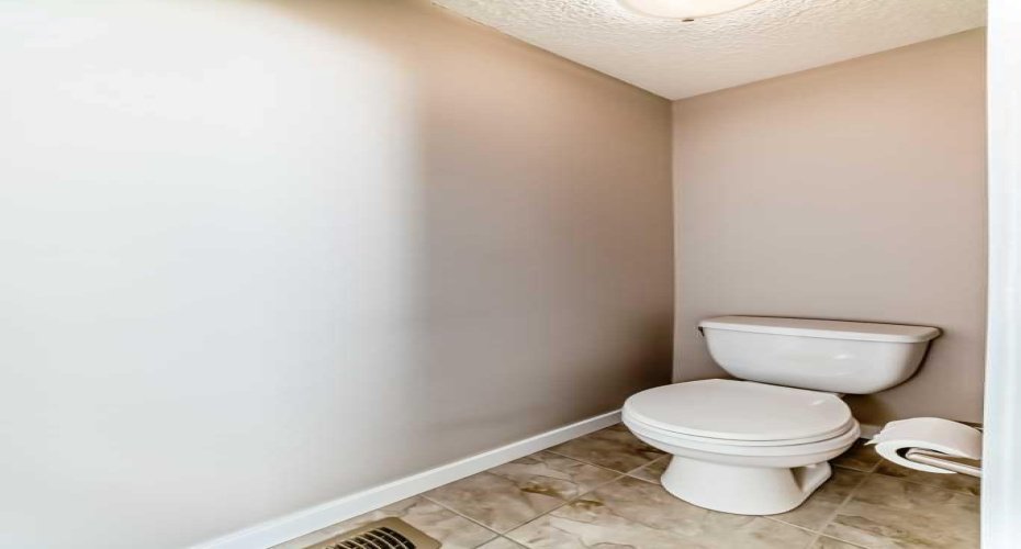 12 Kincora Mews, Calgary, Alberta T3R 0N3, 3 Bedrooms Bedrooms, ,3 BathroomsBathrooms,Residential,For Sale,Kincora,A2307074