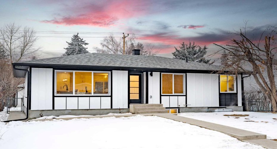 451 Arlington Drive, Calgary, Alberta T2H 1S4, 4 Bedrooms Bedrooms, ,3 BathroomsBathrooms,Residential,For Sale,Arlington,A2307081