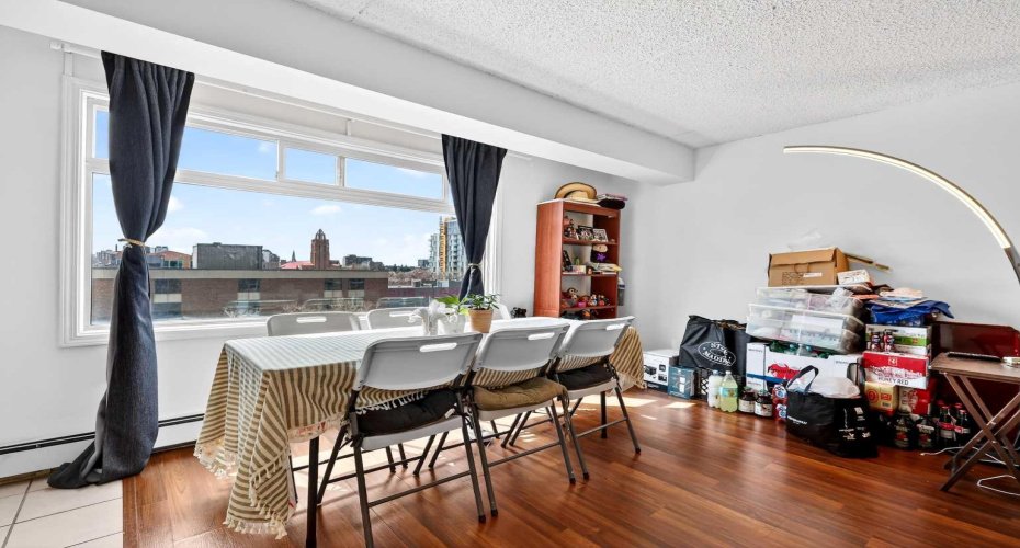 128 15 Avenue, Calgary, Alberta T2R 0P5, 2 Bedrooms Bedrooms, ,1 BathroomBathrooms,Residential,For Sale,15,A2307104