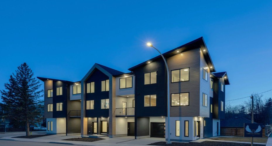 95 23 Street, Calgary, Alberta T2N 5E2, 3 Bedrooms Bedrooms, ,3 BathroomsBathrooms,Residential,For Sale,23,A2307126