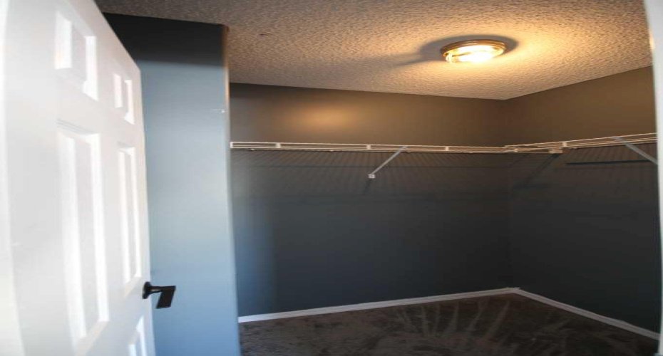 309 Bridleridge Way, Calgary, Alberta T2Y 4M5, 3 Bedrooms Bedrooms, ,2 BathroomsBathrooms,Residential,For Sale,Bridleridge,A2303250