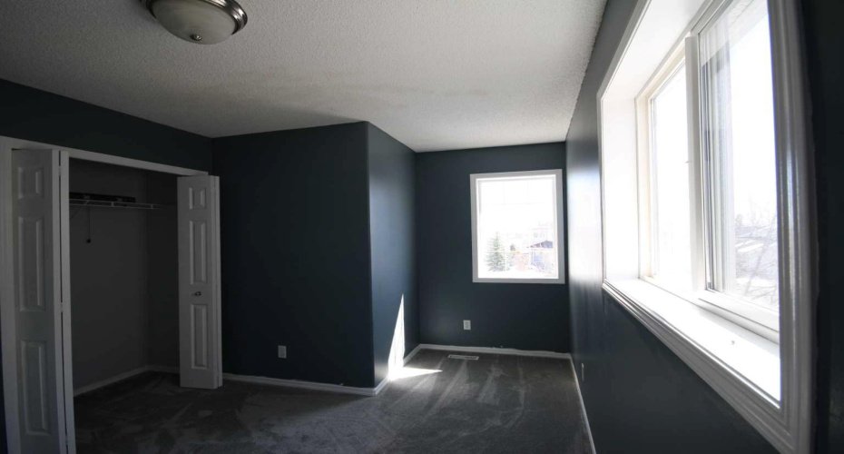 309 Bridleridge Way, Calgary, Alberta T2Y 4M5, 3 Bedrooms Bedrooms, ,2 BathroomsBathrooms,Residential,For Sale,Bridleridge,A2303250