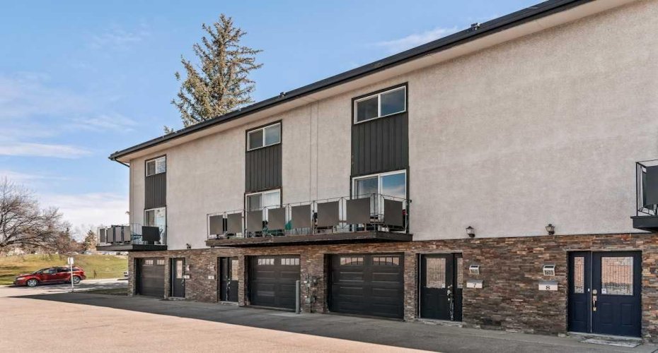 1603 McGonigal Drive, Calgary, Alberta T3E5W2, 2 Bedrooms Bedrooms, ,2 BathroomsBathrooms,Residential,For Sale,McGonigal,A2306514