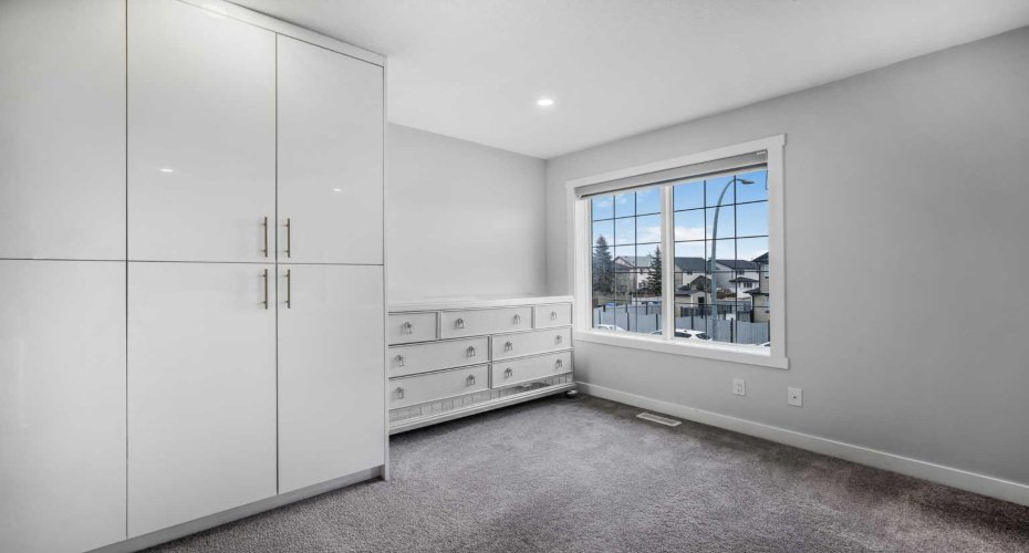 31 Saddleback Way, Calgary, Alberta T3J 4K4, 4 Bedrooms Bedrooms, ,4 BathroomsBathrooms,Residential,For Sale,Saddleback,A2307045