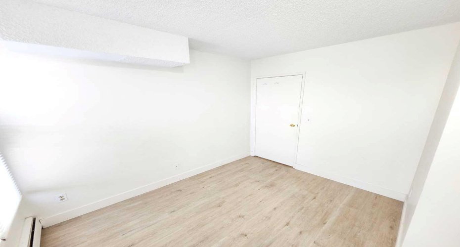 423 3 Avenue, Calgary, Alberta T2E 0H7, ,Commercial,For Sale,Bridgeland Apartments,3,A2307281