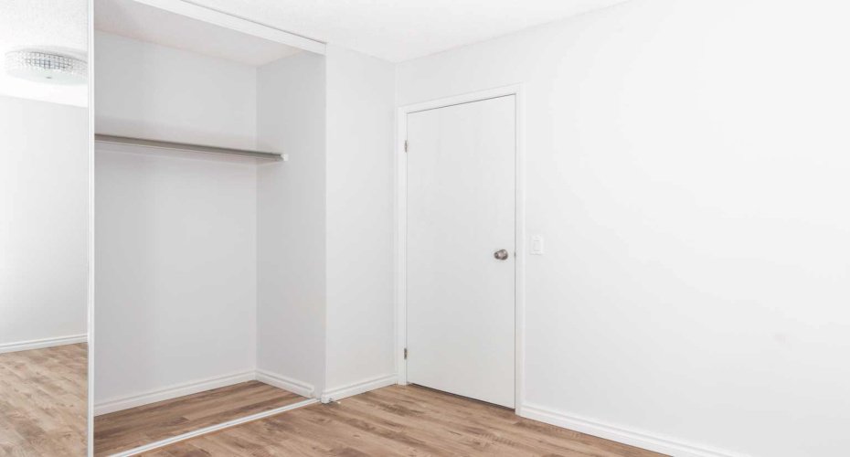 2611 15A Street, Calgary, Alberta T2T 4C1, 2 Bedrooms Bedrooms, ,1 BathroomBathrooms,Residential,For Sale,15A,A2299373