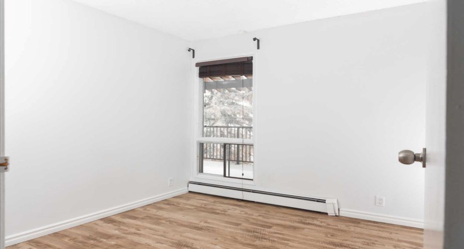2611 15A Street, Calgary, Alberta T2T 4C1, 2 Bedrooms Bedrooms, ,1 BathroomBathrooms,Residential,For Sale,15A,A2299373