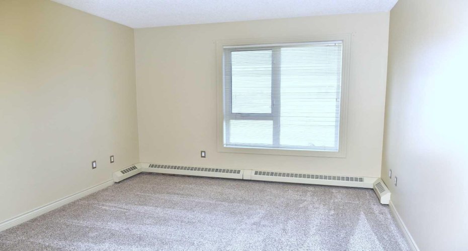 3101 34 Avenue, Calgary, Alberta T2L 2A3, 1 Bedroom Bedrooms, ,1 BathroomBathrooms,Residential,For Sale,34,A2304852