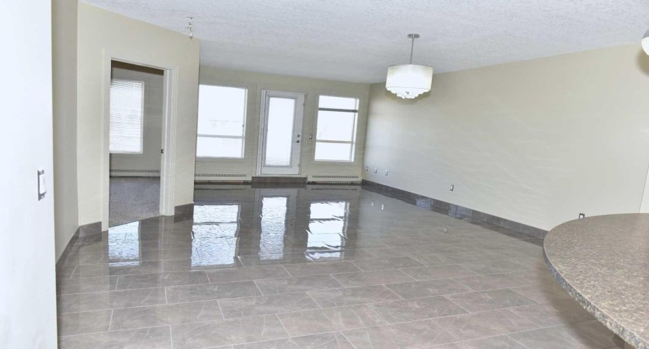 3101 34 Avenue, Calgary, Alberta T2L 2A3, 1 Bedroom Bedrooms, ,1 BathroomBathrooms,Residential,For Sale,34,A2304852