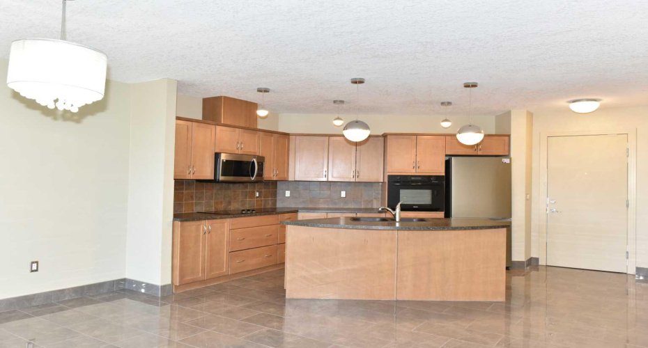 3101 34 Avenue, Calgary, Alberta T2L 2A3, 1 Bedroom Bedrooms, ,1 BathroomBathrooms,Residential,For Sale,34,A2304852